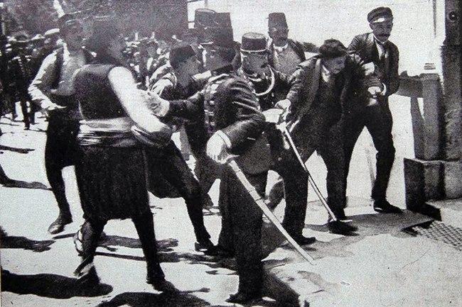 Evo kako je Safet Isović pevao o Gavrilu Principu ODGOVOR NA IZAZOV